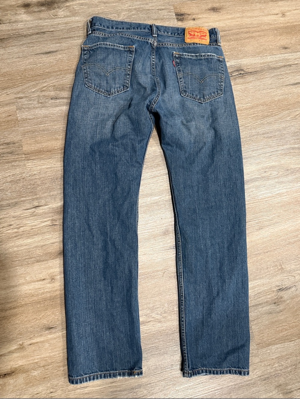 Levi's 505 Men's Straight Jeans in Dark Blue Denim 33-32